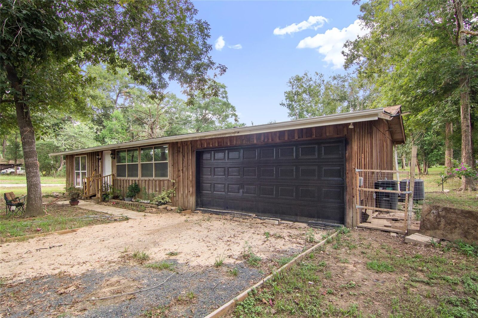 Property Photo:  158 Road 2702  TX 77327 