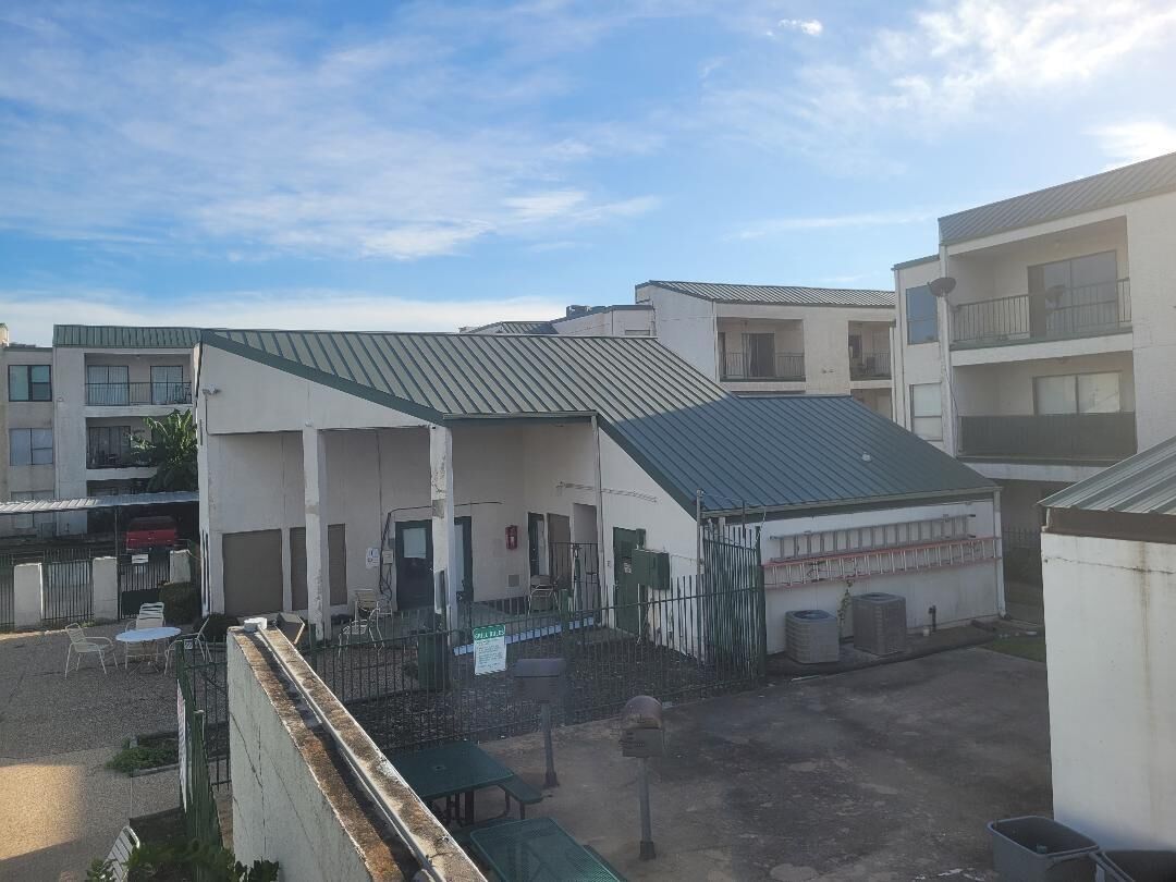 Property Photo:  2826 S Bartell Drive 26  TX 77054 