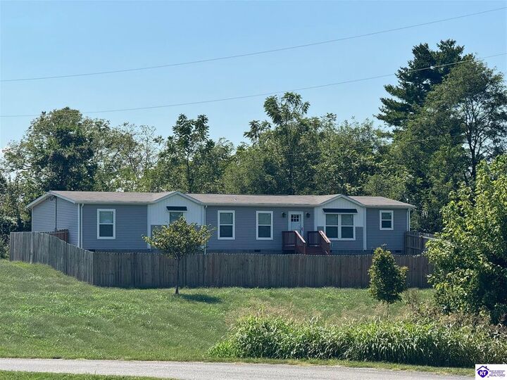 Property Photo: 3883 Woodland Road KY 40175