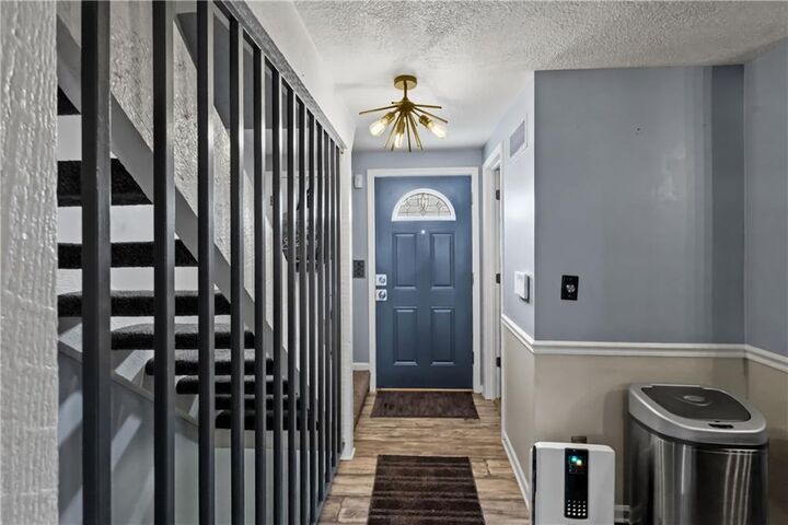 Property Photo:  5913 Ridgeway Avenue  MO 64133 