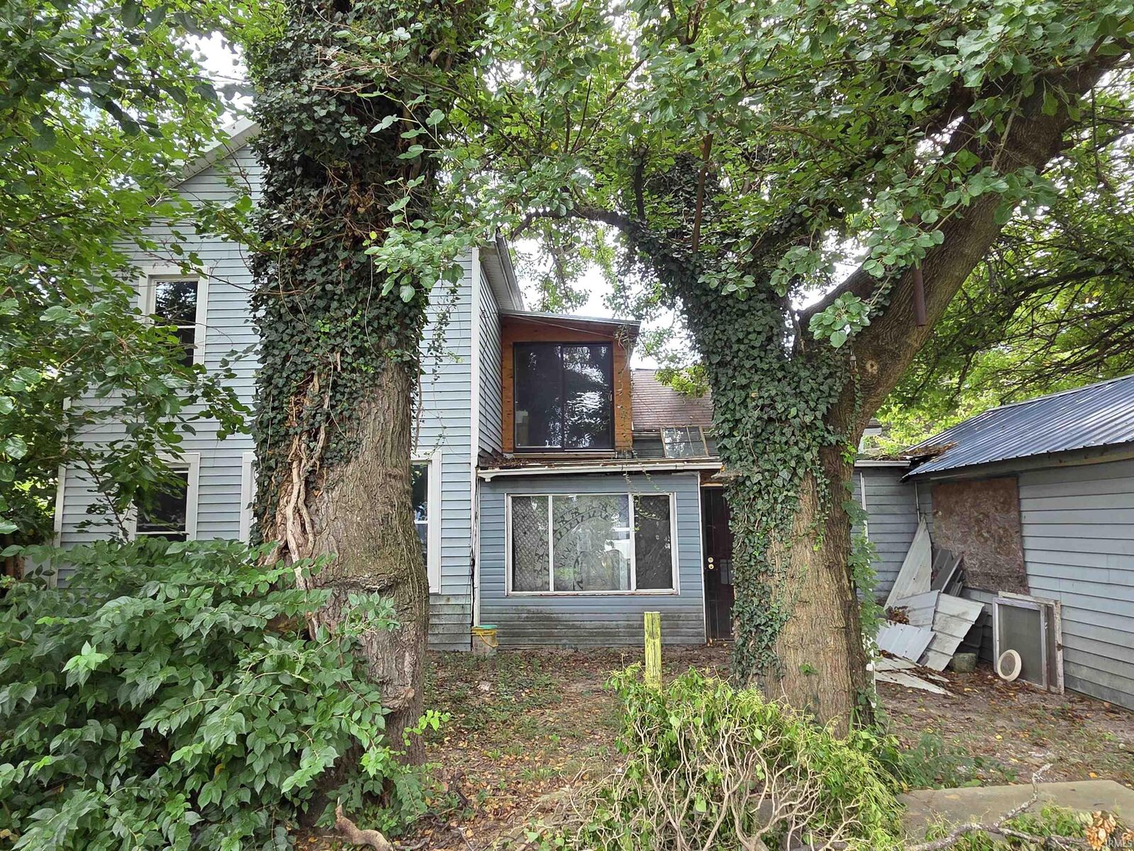 Property Photo:  211 S Cherry Street  IN 47305 
