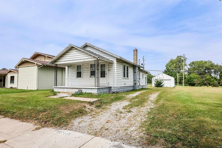 Property Photo: 3621 New Haven Avenue IN 46803-2873