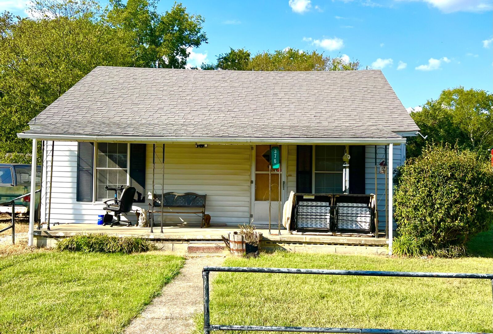 Property Photo:  376 W Otis Circle  KY 42240 