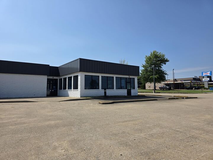Property Photo:  1002 Crossroads Lawrenceburg Ky 40342 Drive  KY 40342 