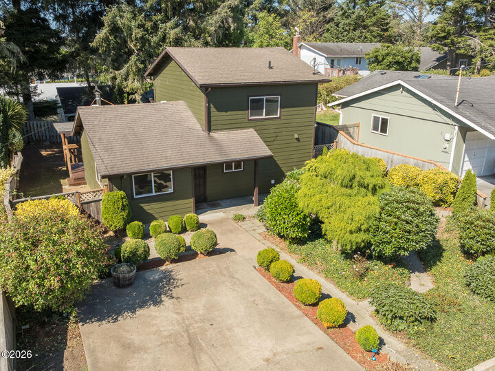 Property Photo: 691 SE Jetty Avenue OR 97367