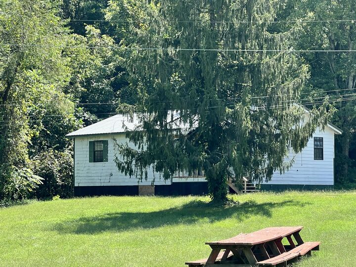 Property Photo:  337 Marble Hall Road  TN 37857 