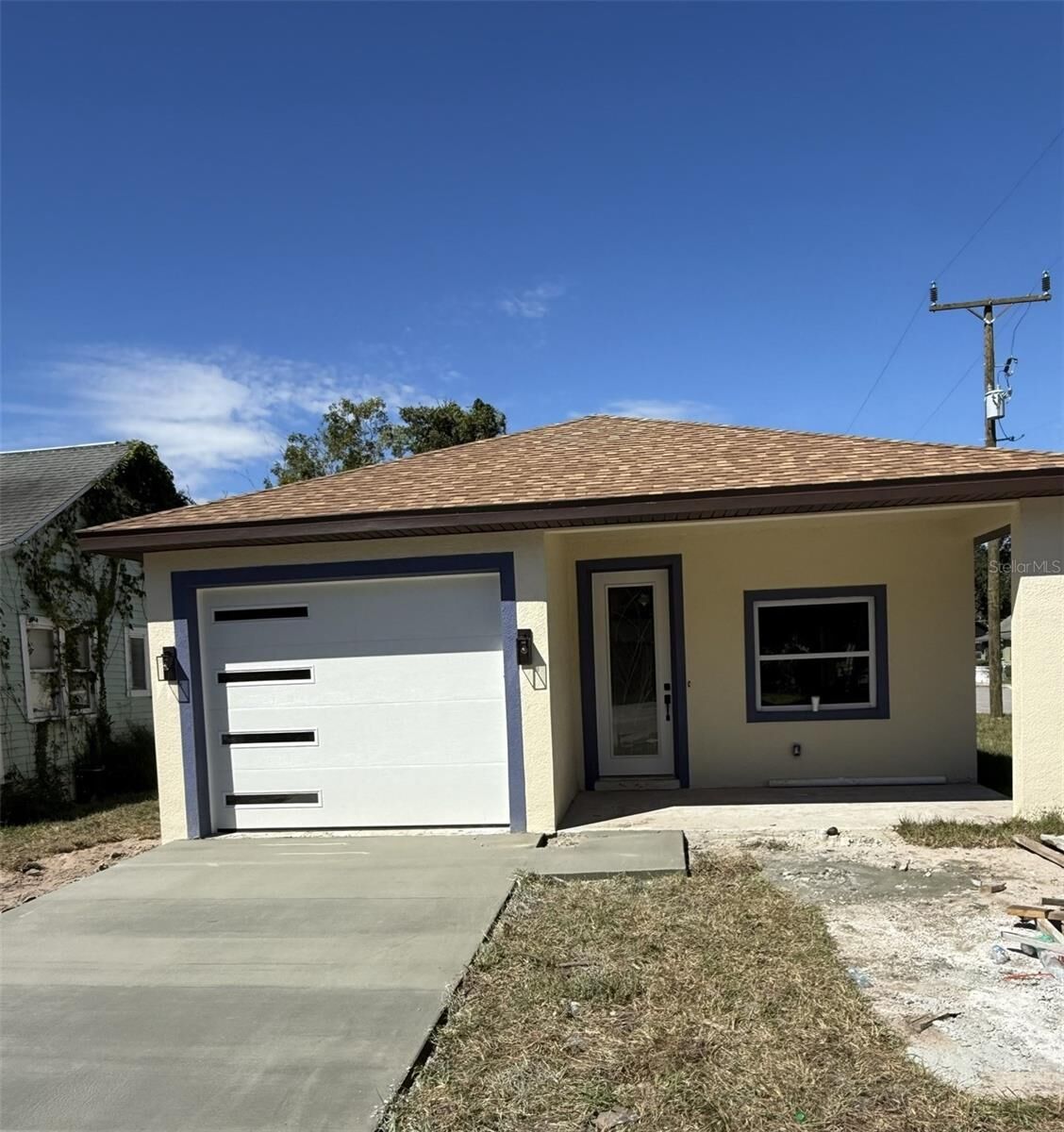 Property Photo:  700 Loomis Avenue  FL 32114 