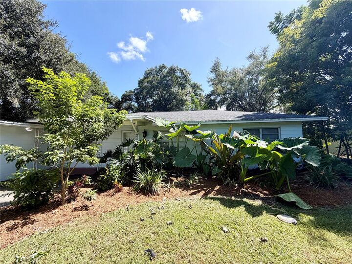 Property Photo: 2035 Shakespeare Street FL 33801