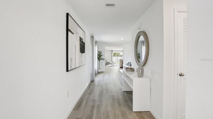 Property Photo:  4542 Hidden Farm Drive  FL 33565 
