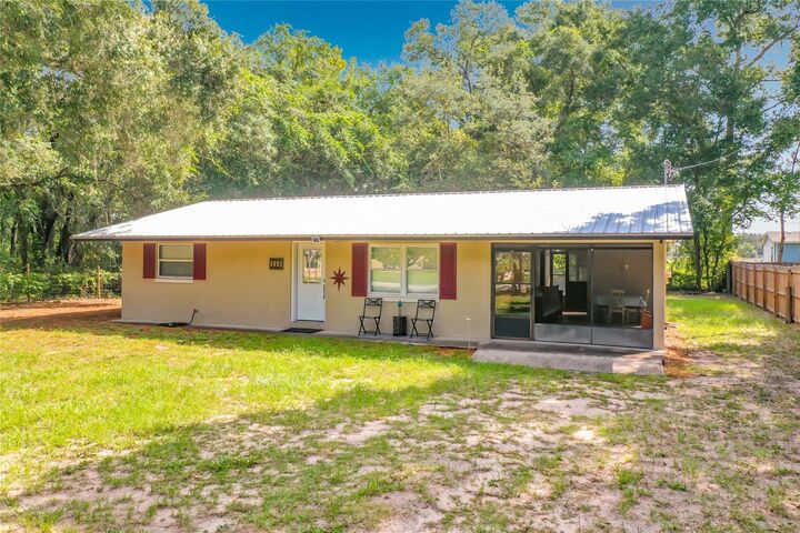 Property Photo:  5891 SE 171st Court  FL 32179 