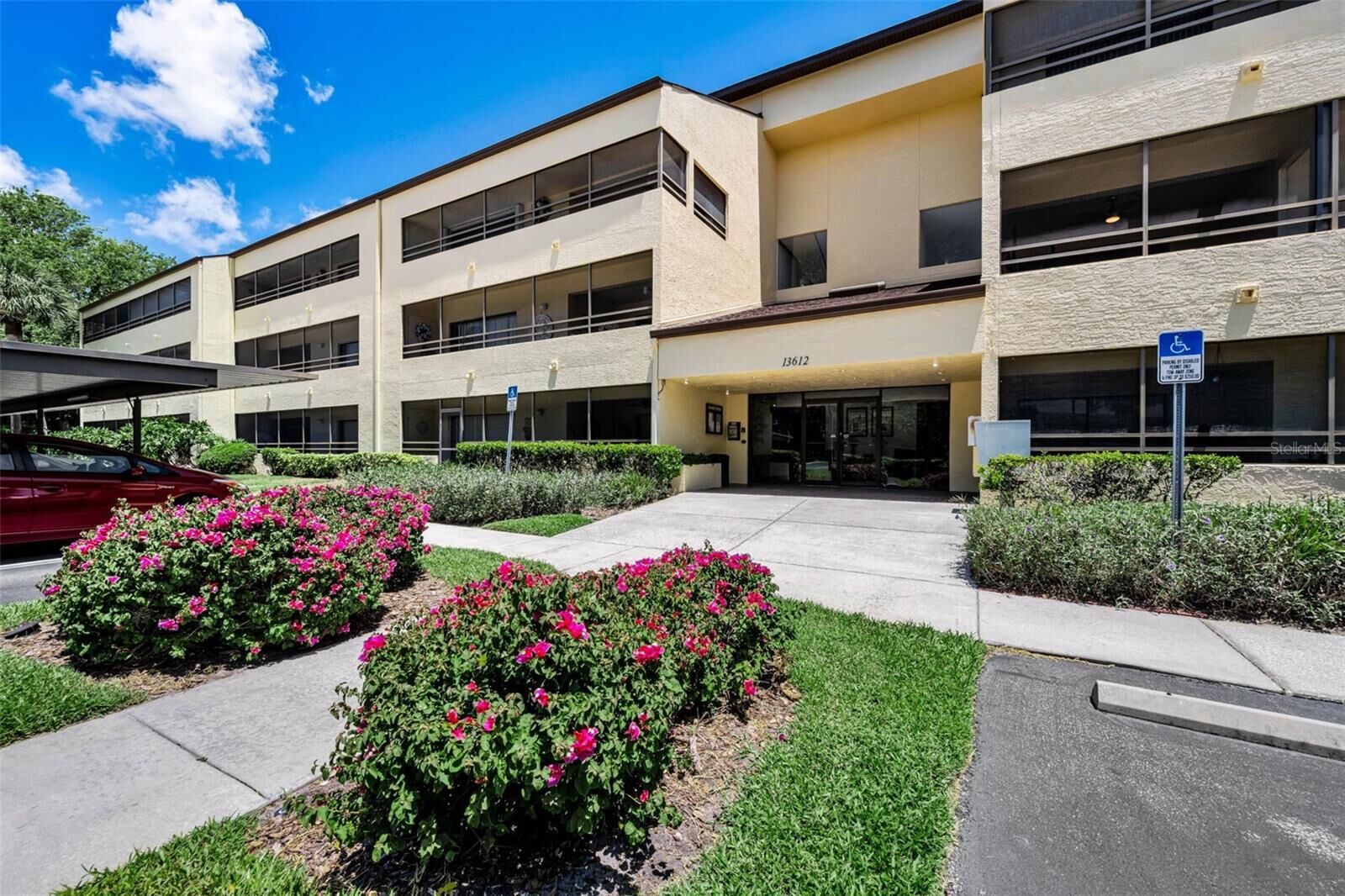 Property Photo: 13612 S Village Drive 5307 FL 33618