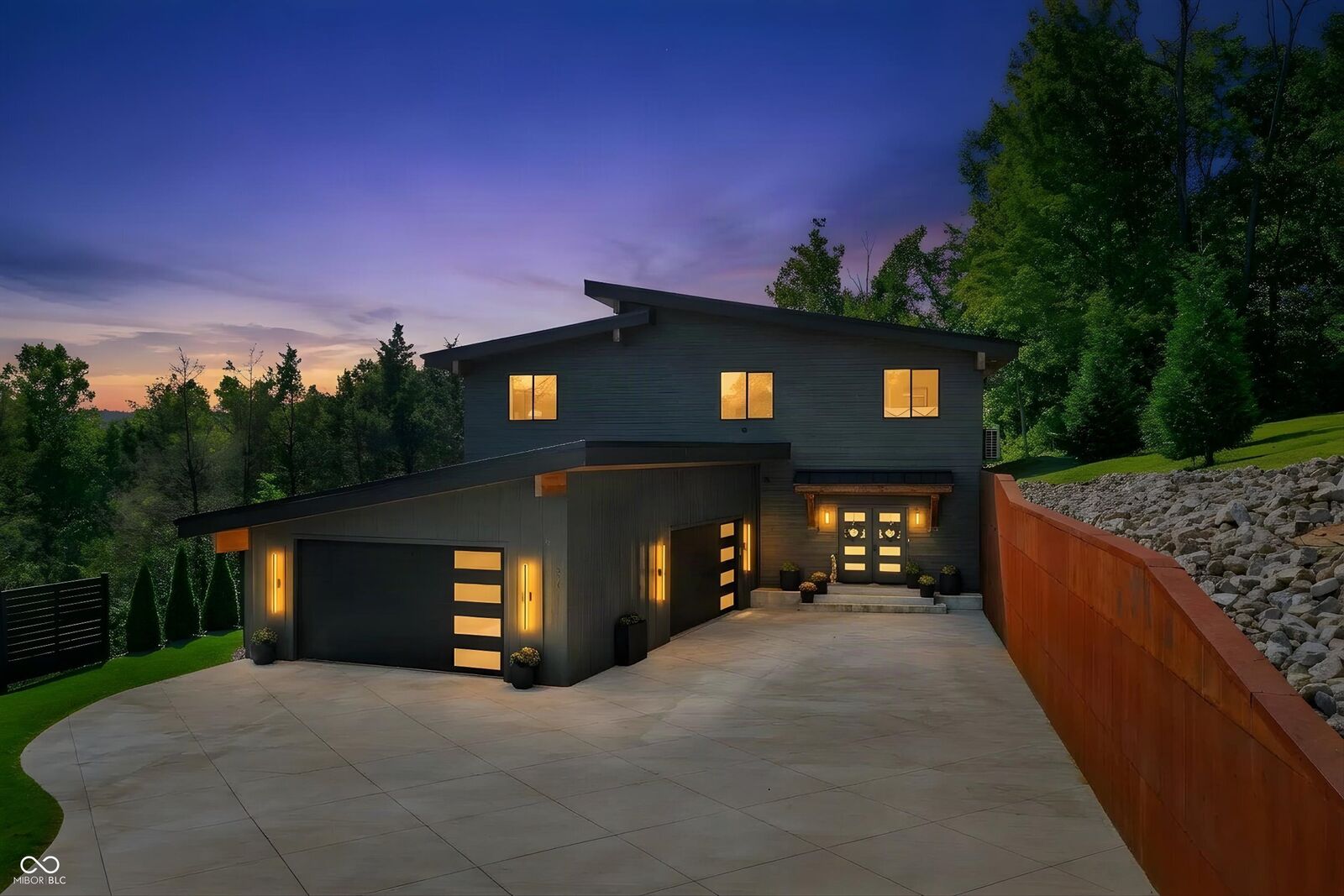 Property Photo:  279 E Lakeview Drive  IN 46164 