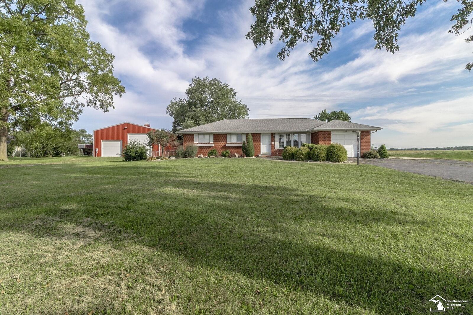 Property Photo:  270 E Sterns Road  MI 48182 