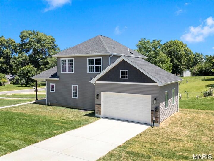 Property Photo: 106 Highview Drive MO 63011
