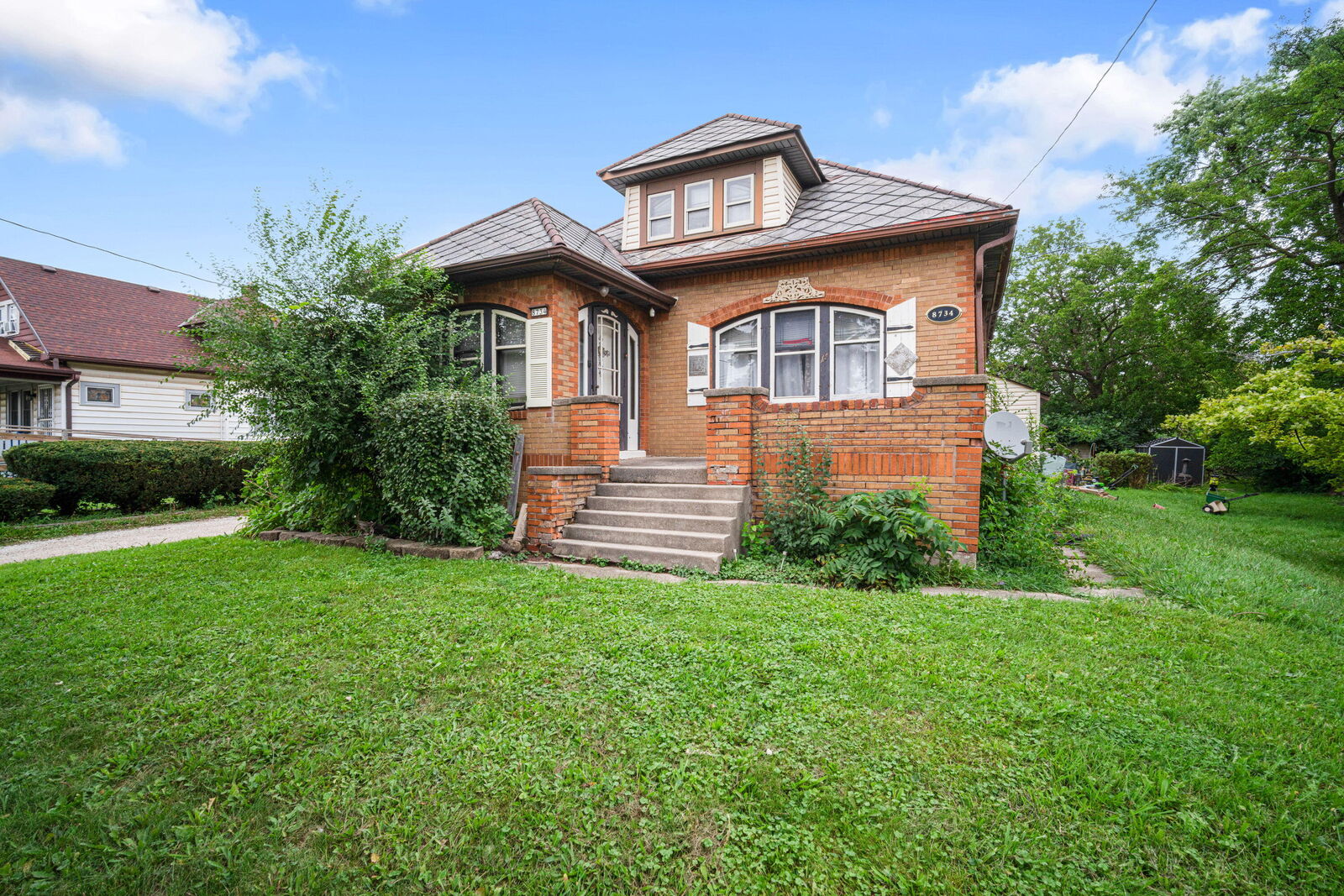 Property Photo: 8734 W Fond Du Lac Ave WI 53225