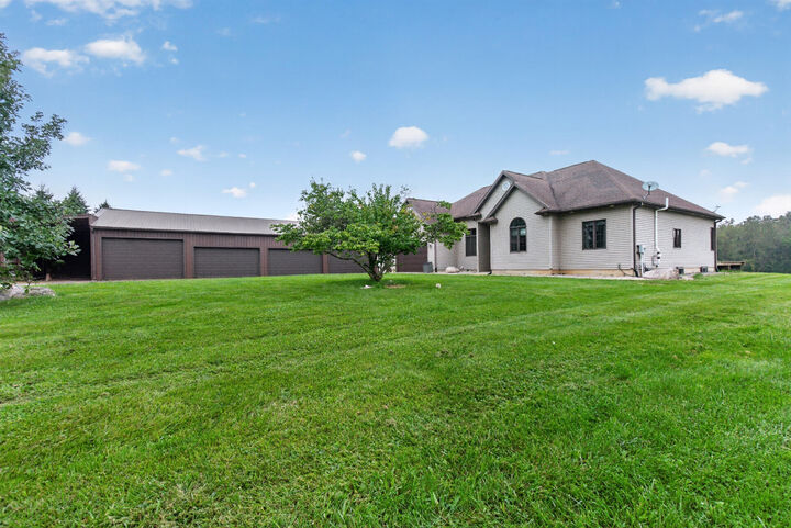 Property Photo: 6302 County Farm Road MI 49201