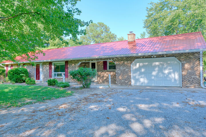 Property Photo:  103 Smith Drive  IL 62924 