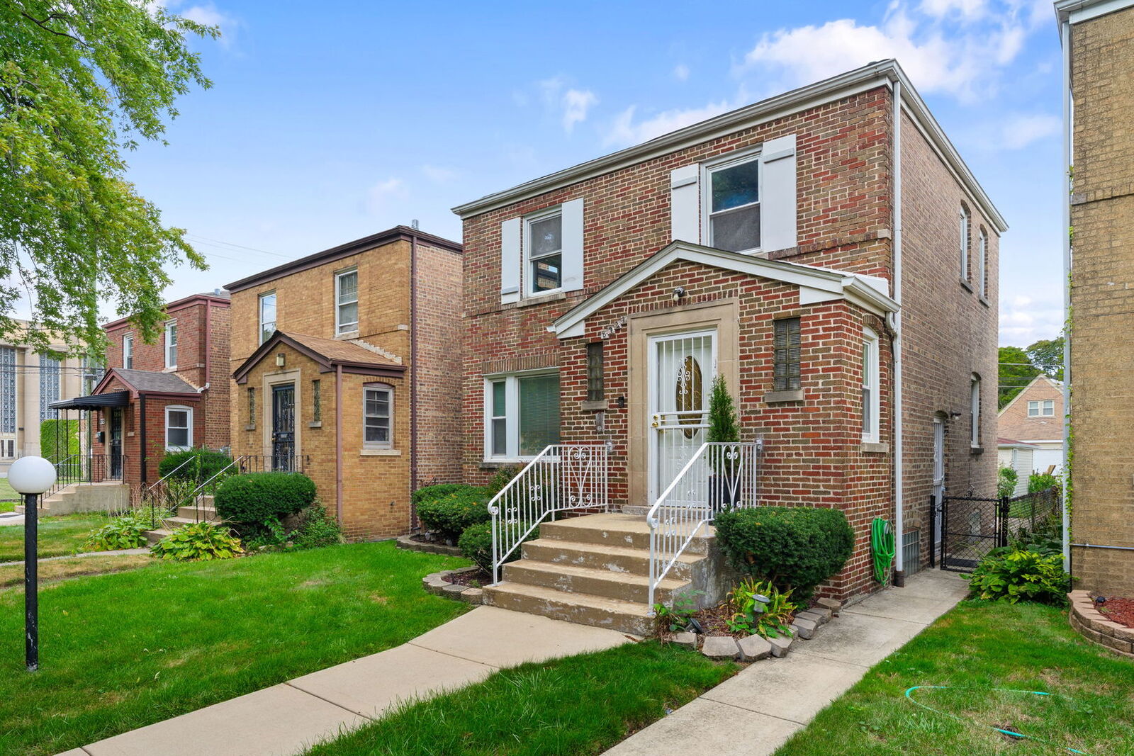 Property Photo: 8721 S Merrill Avenue IL 60617