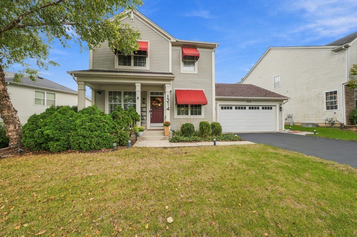 Property Photo:  314 Red Sky Drive  IL 60175 