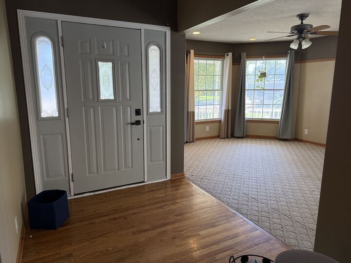 Property Photo:  933 Brian Drive  IL 60950 