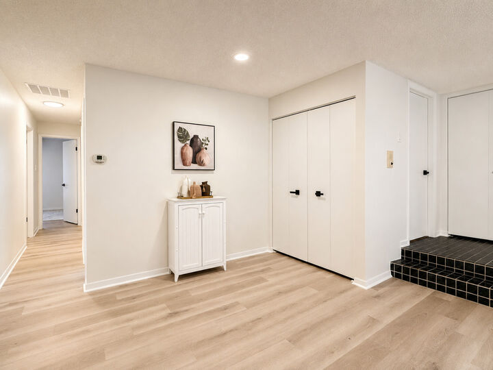 Property Photo:  11151 Cottonwood Drive 19C  IL 60465 