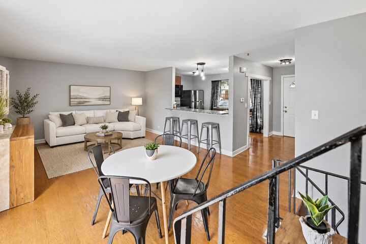 Property Photo: 114 Raintree Court IL 60504