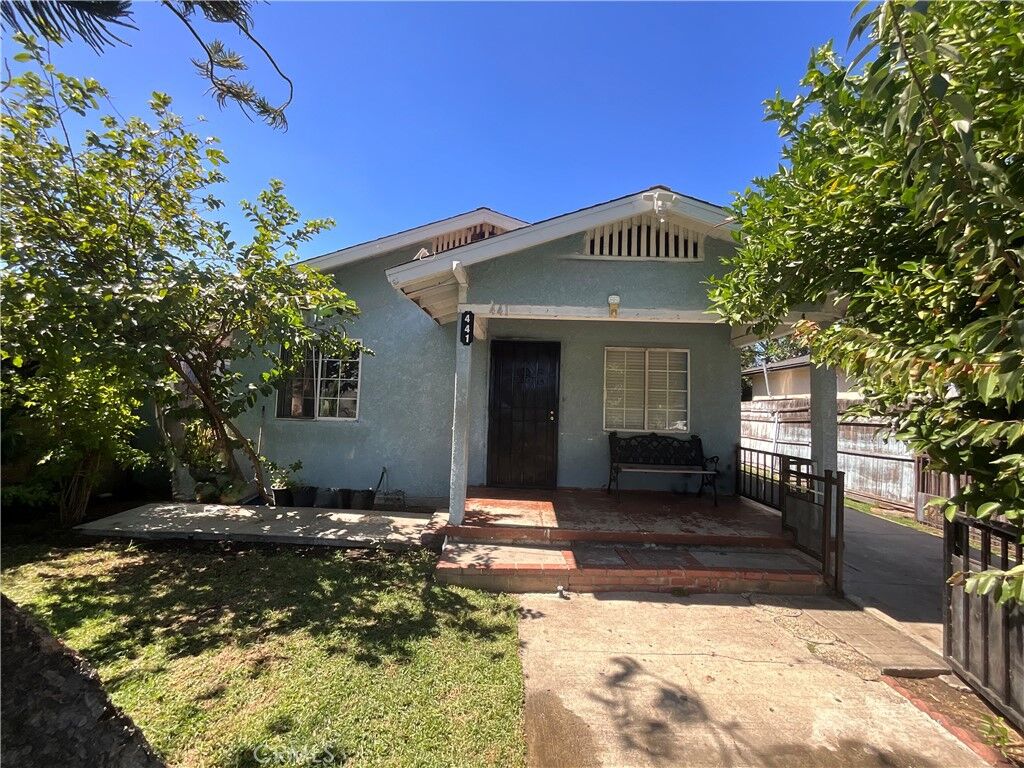 Property Photo:  441 N Mar Vista Avenue  CA 91106 
