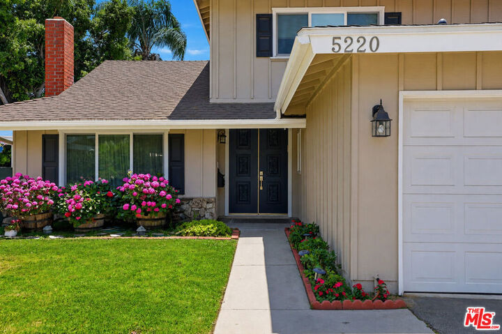 Property Photo:  5220 Mary Ellen Avenue  CA 91401 