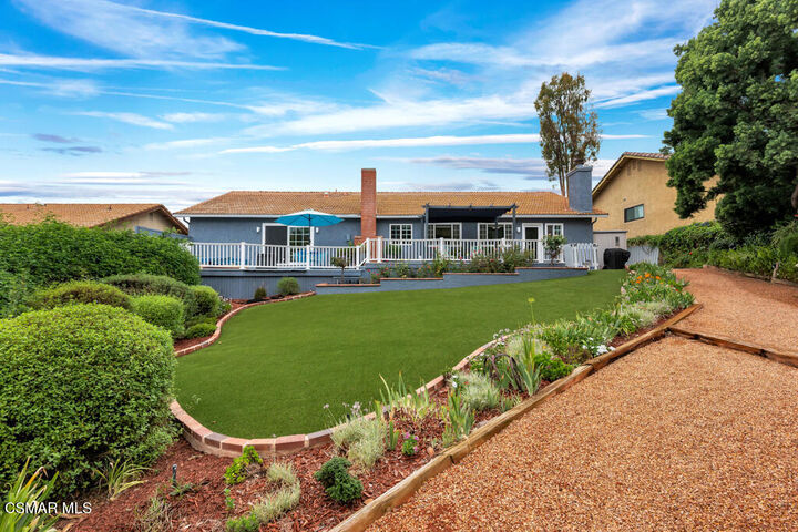 Property Photo:  1306 Nonchalant Drive  CA 93065 