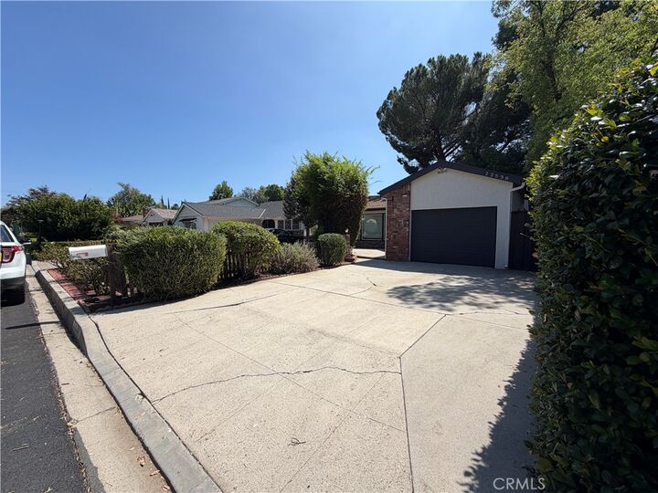Property Photo:  22538 Berdon Street  CA 91367 