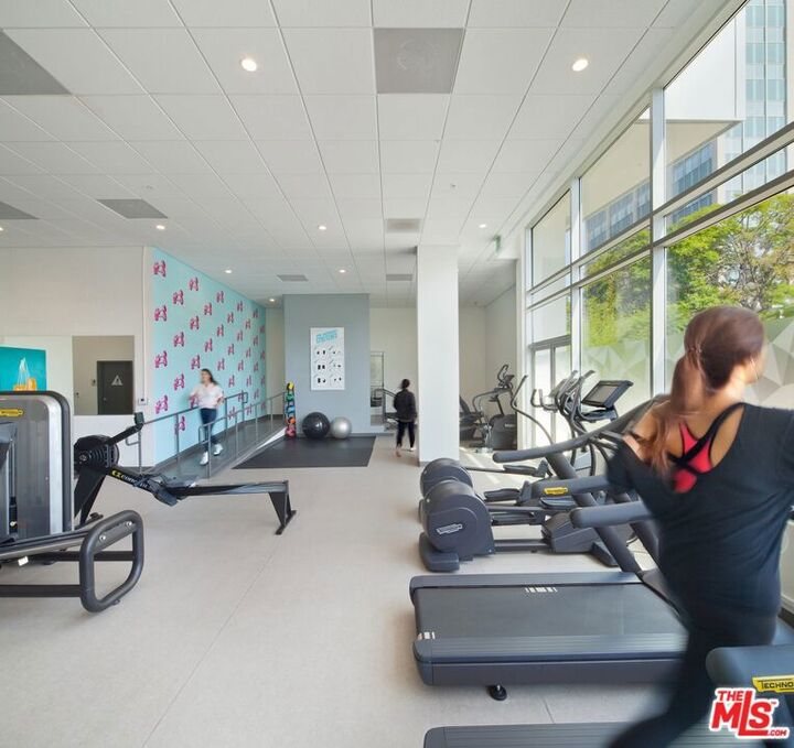 Property Photo: 3640 Wilshire Boulevard 629 CA 90010