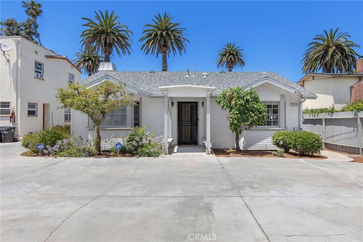 Property Photo: 4124 E 5th CA 90814