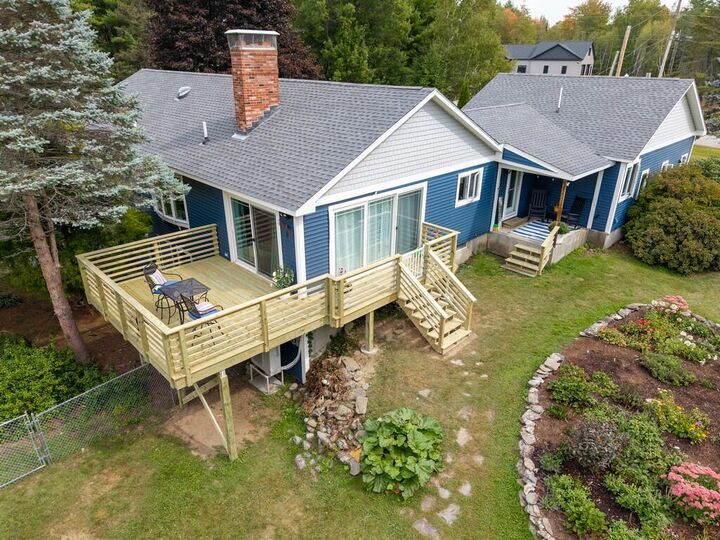 Property Photo:  2072 Skyway Valley  ME 04401 