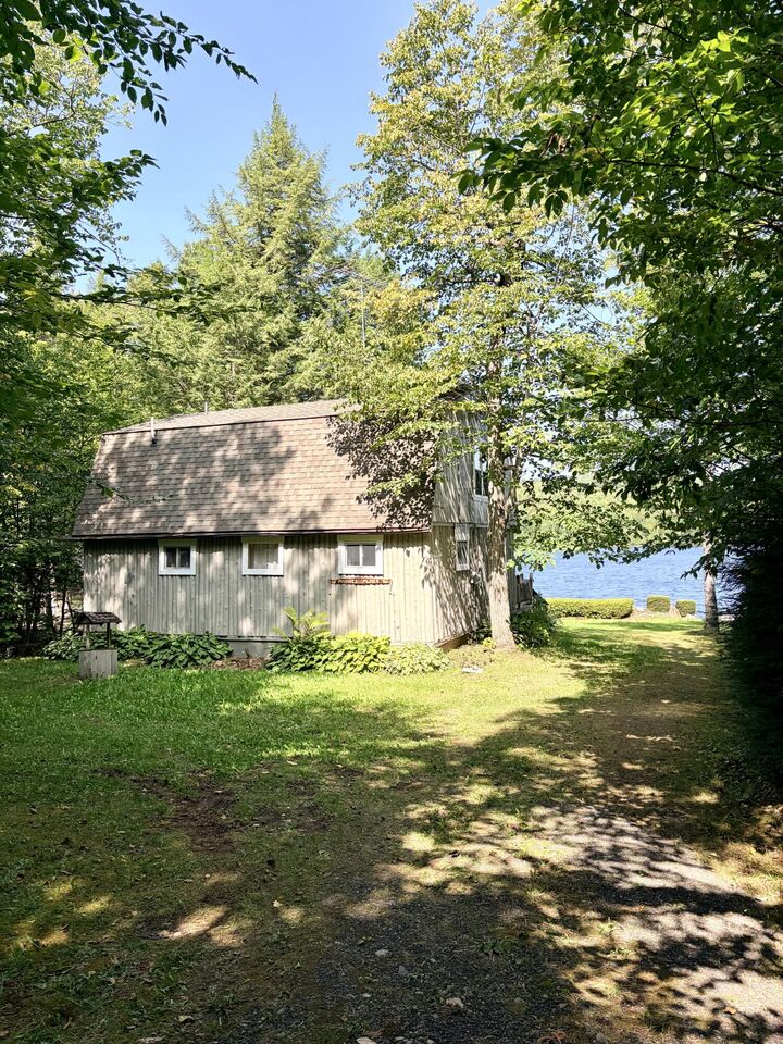 Property Photo:  563 Lakeview Road  ME 04490 