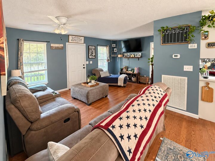 Property Photo:  6835 County Road 78  AL 35967 