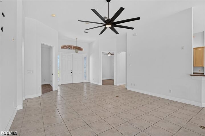 Property Photo:  1012 SW 39th Terrace  FL 33914 