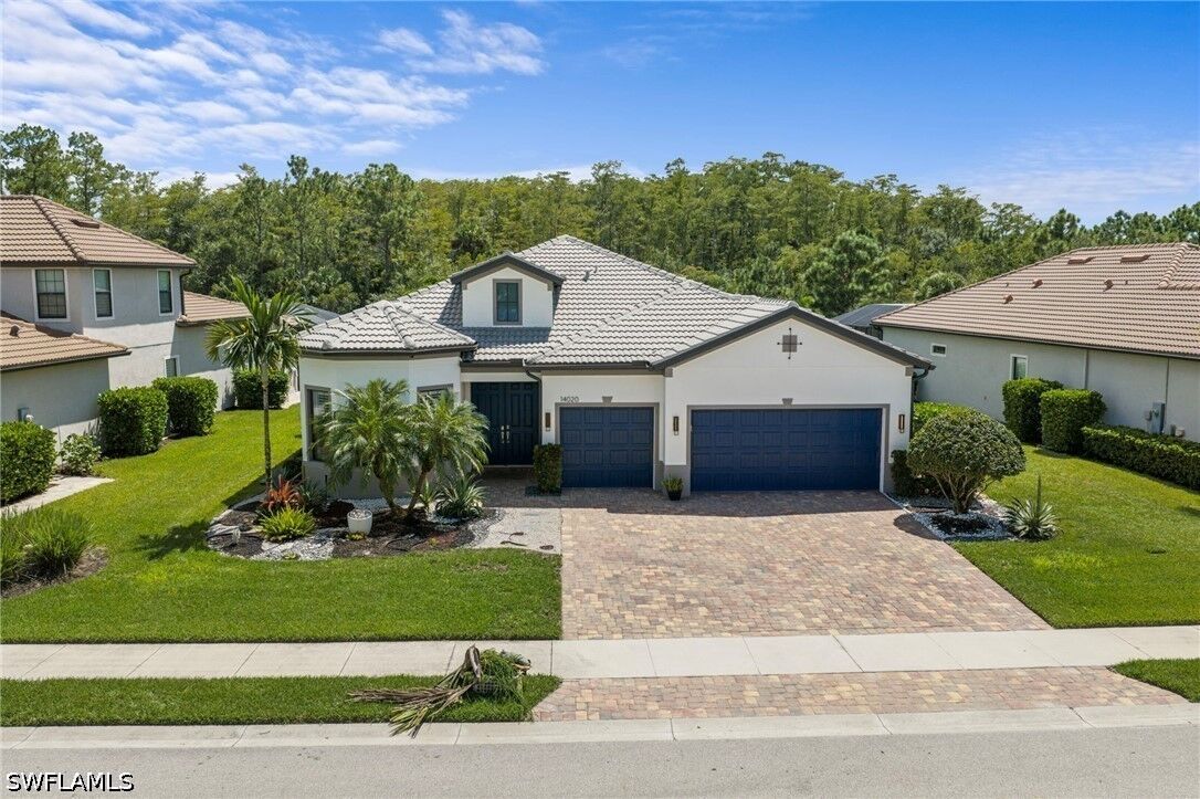 Property Photo:  14020 Fenwood Court  FL 33928 