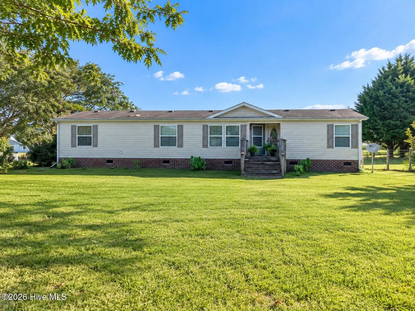 Property Photo: 50 Whitehurst Road NC 27937