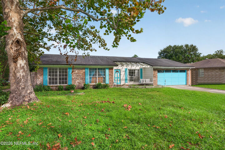 Property Photo: 1949 Sussex Drive N FL 32073