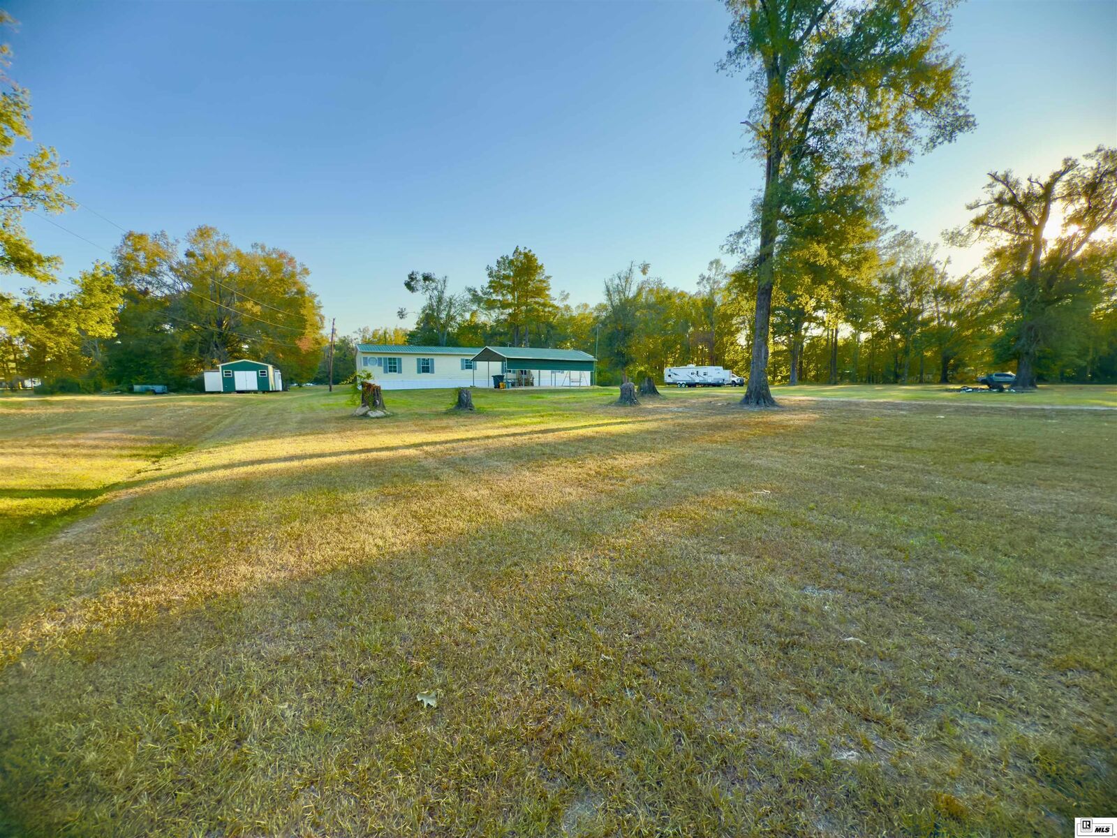 Property Photo:  1038 Moore Road  LA 71202 