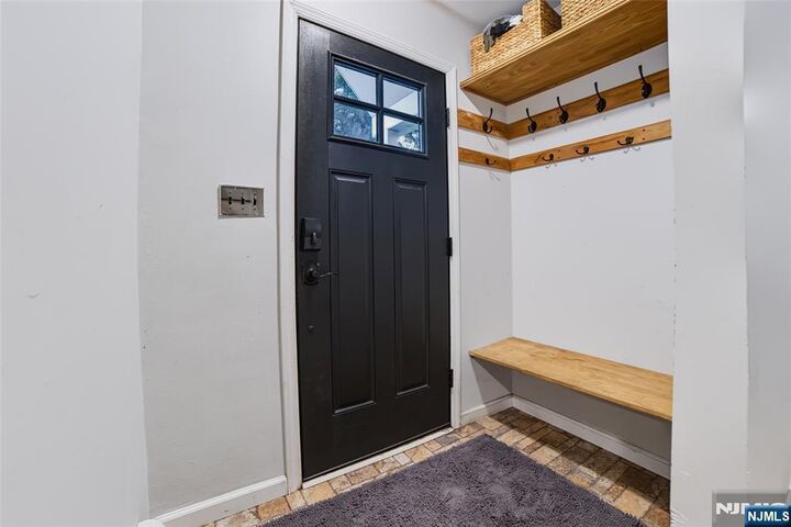 Property Photo:  423 West Avenue  NJ 07647 