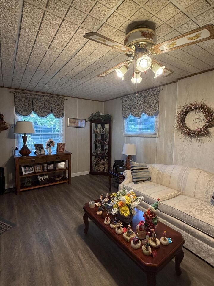 Property Photo:  118 Daniels Street  KY 41015 