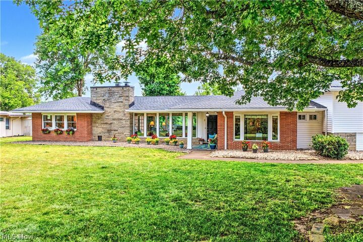 Property Photo: 3 Meadowcrest Drive WV 26104