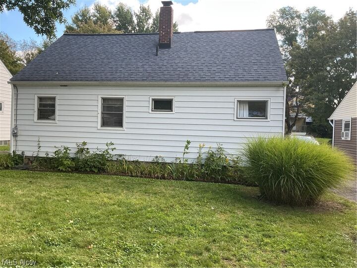 Property Photo:  888 Caddo Avenue  OH 44305 