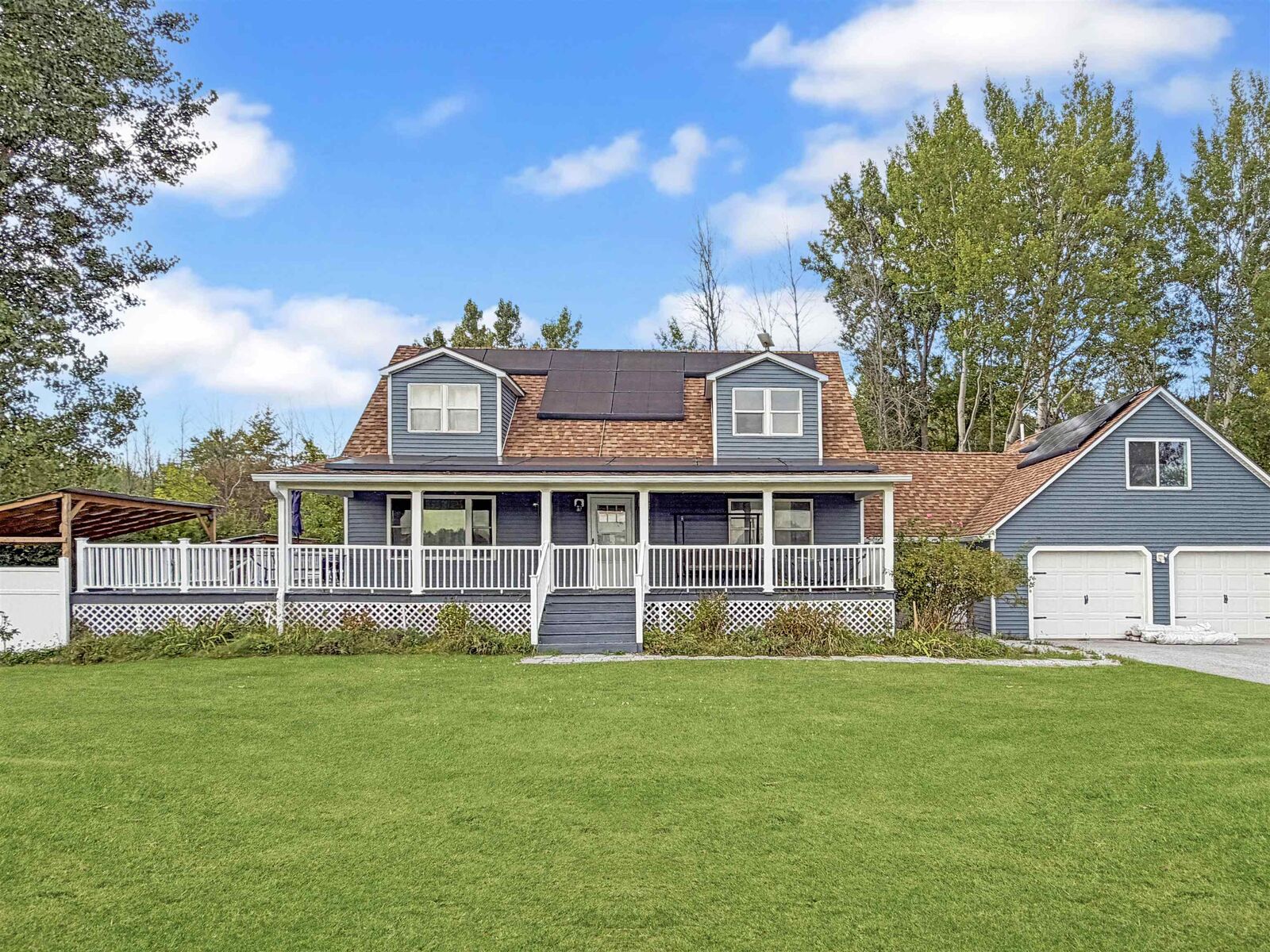 Property Photo:  170 Lake Street  VT 05440 
