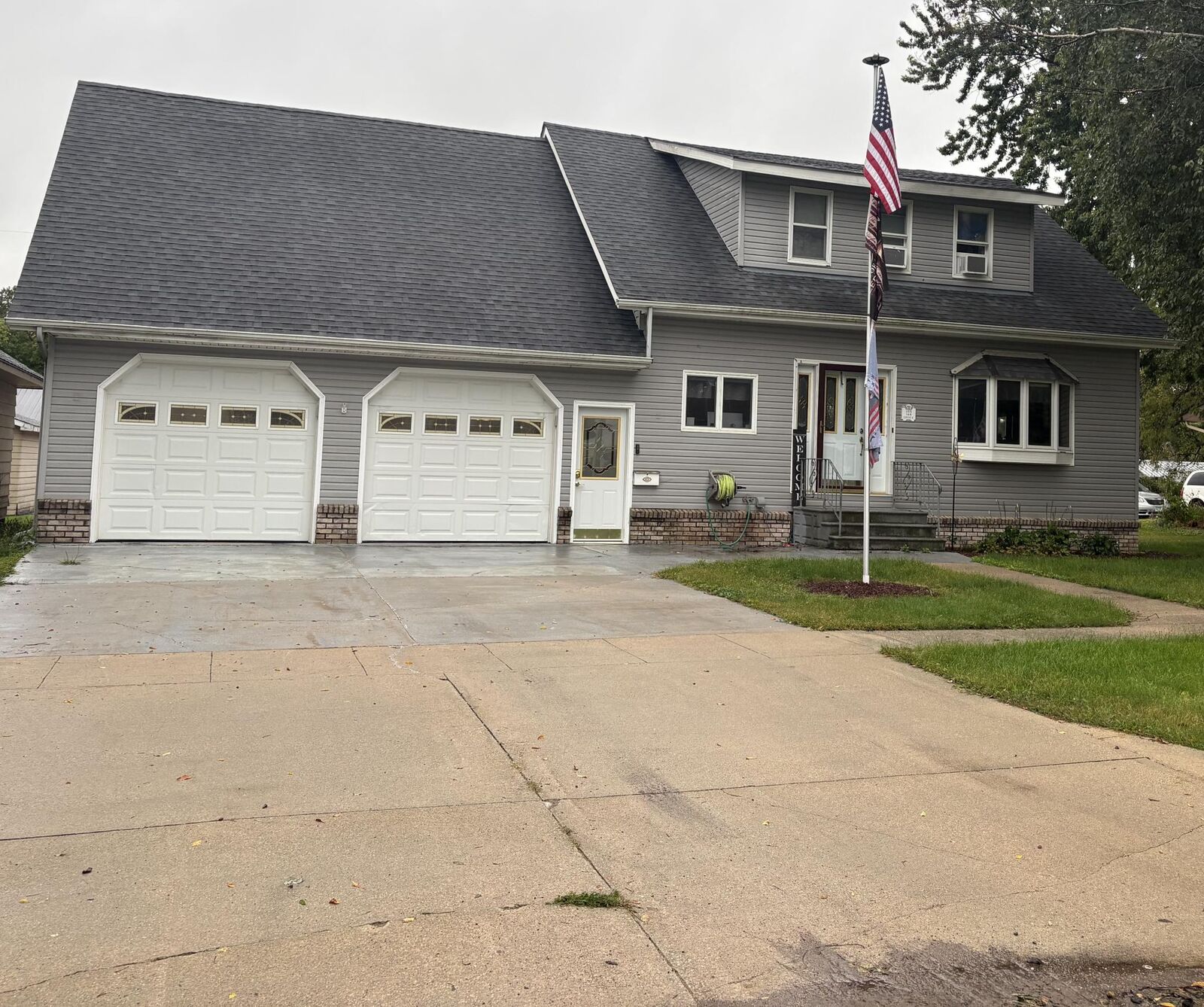 Property Photo: 122 Lewis Street W MN 56060