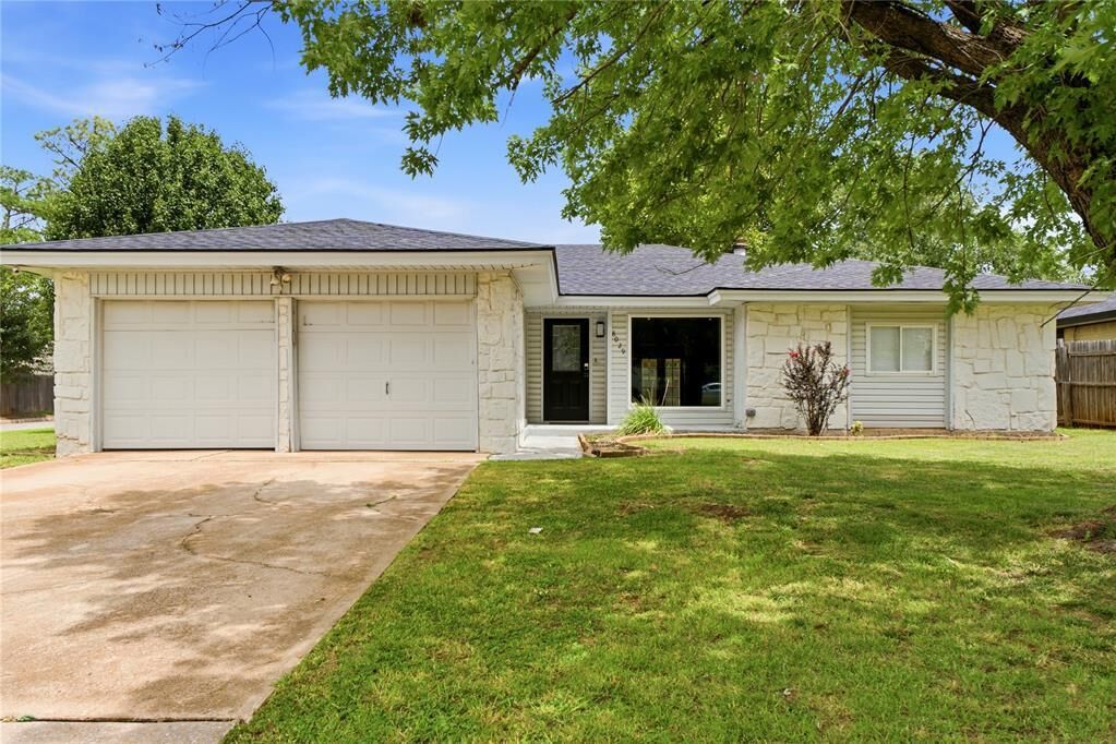 Property Photo:  8029 NW 89th Street  OK 73132 