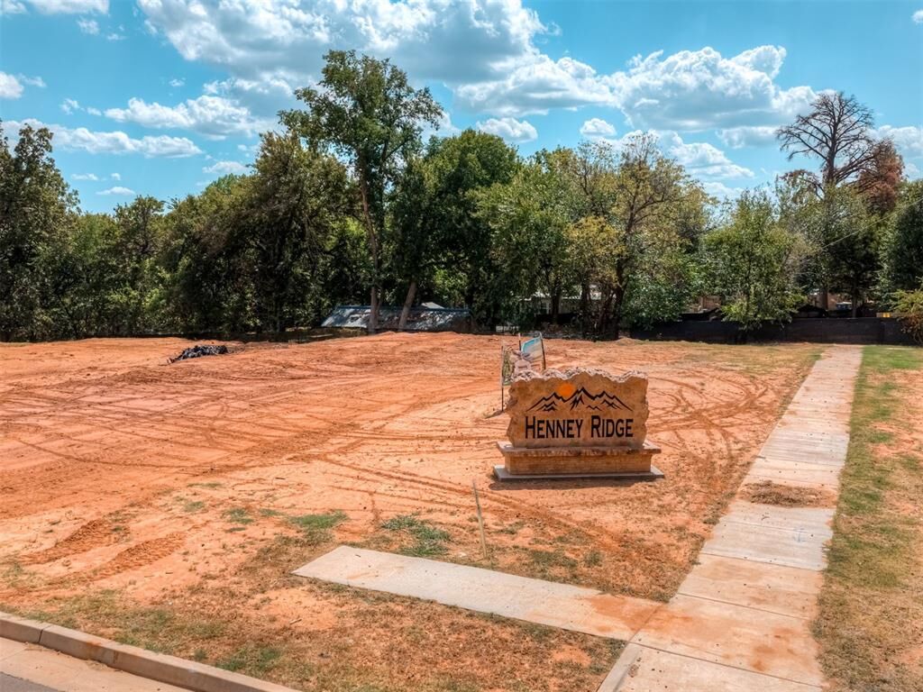 Property Photo:  2755 Garrett Street  OK 73020 