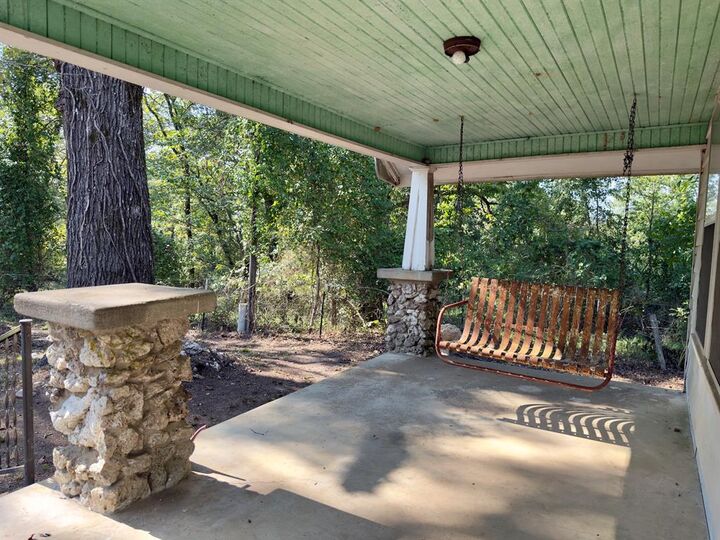 Property Photo: 484 Old State Highway 4 OK 74957