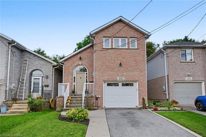 Property Photo:  332 Grand River Avenue  ON N3T 4Y8 